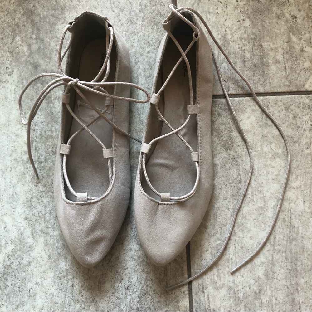 Women's Lace-Up Ballet Flats
